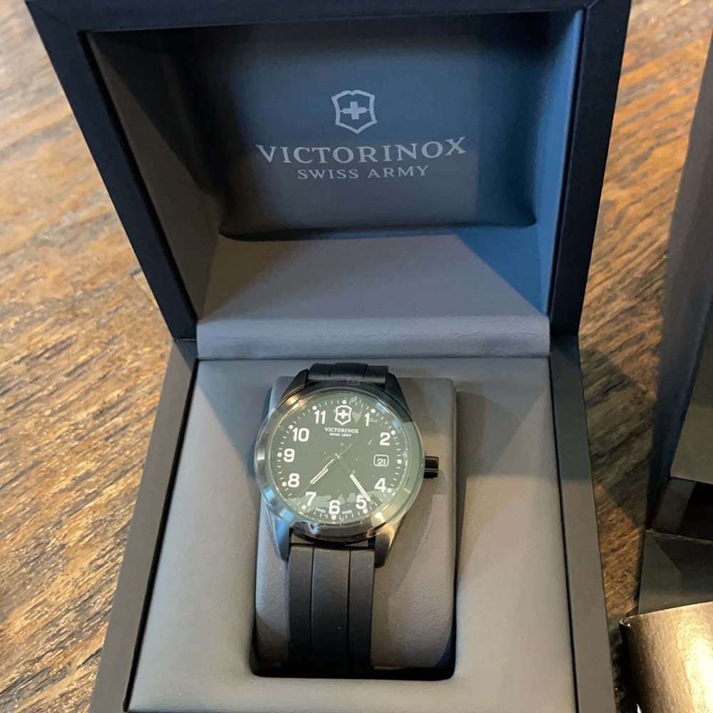 Swiss Army Victorinox watch…. UNISEX … all Black!! Brand new in box. NEVER WORN! - Picture 2 of 6